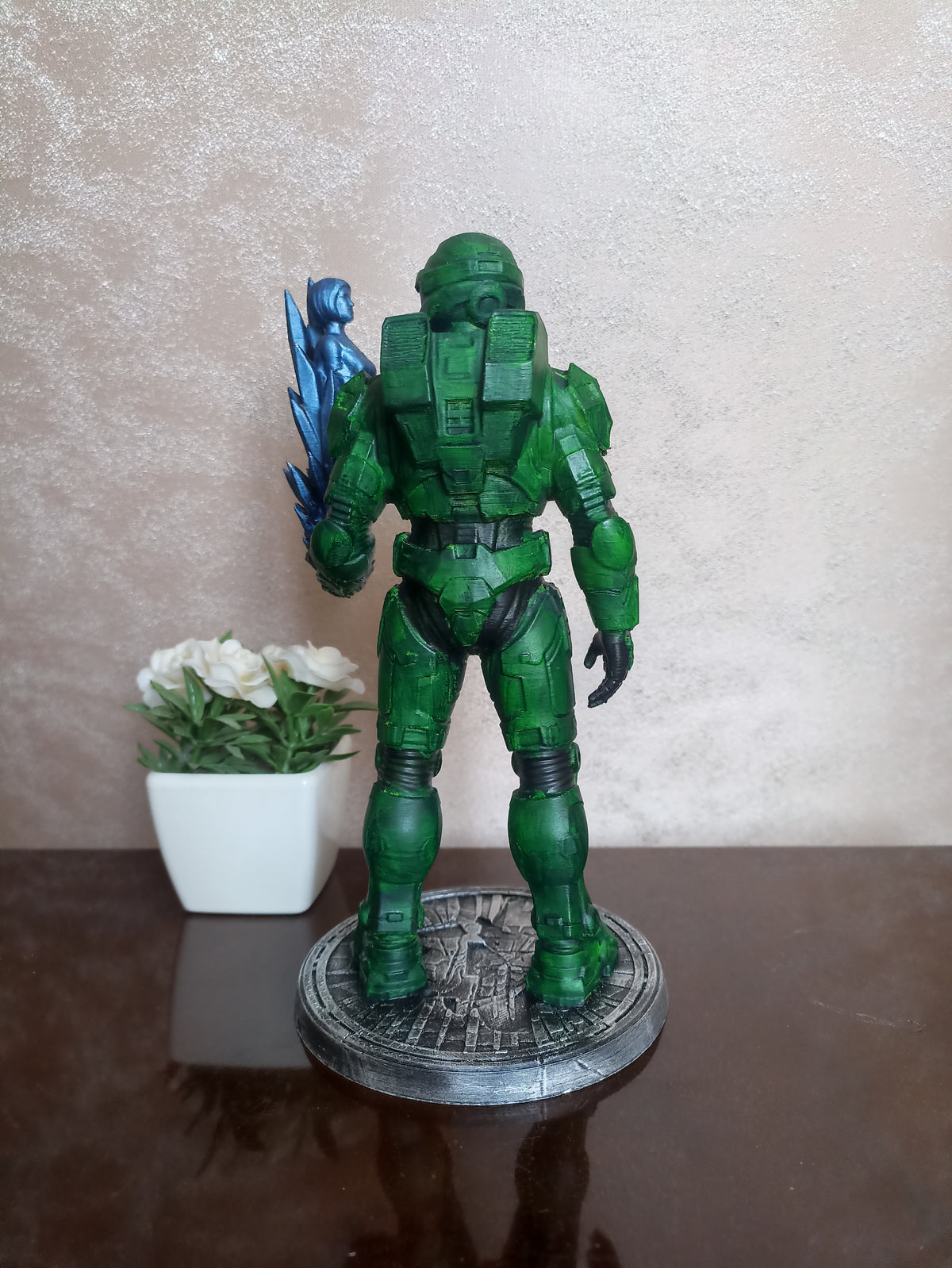 Halo Master Chief Statue