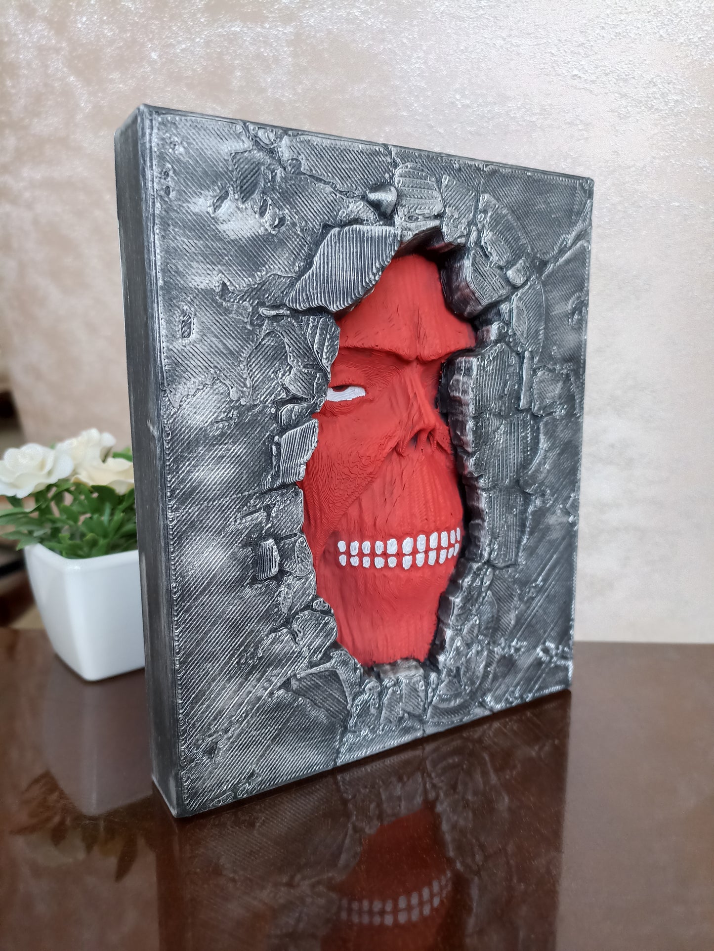 Attack on Titan Broken Wall Colossal Titan Figure