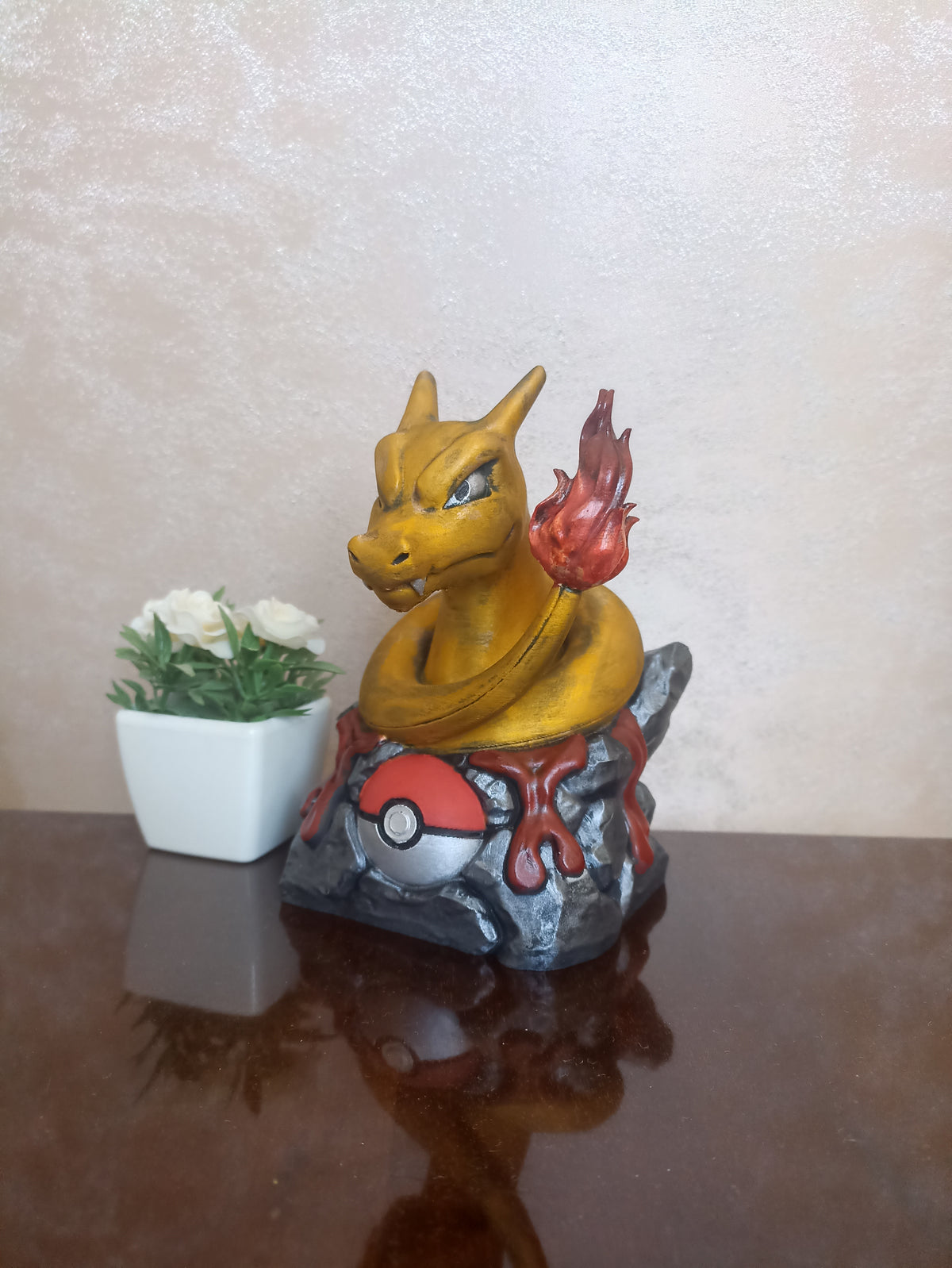 Charizard Statue, Pokemon Fan Art Figure