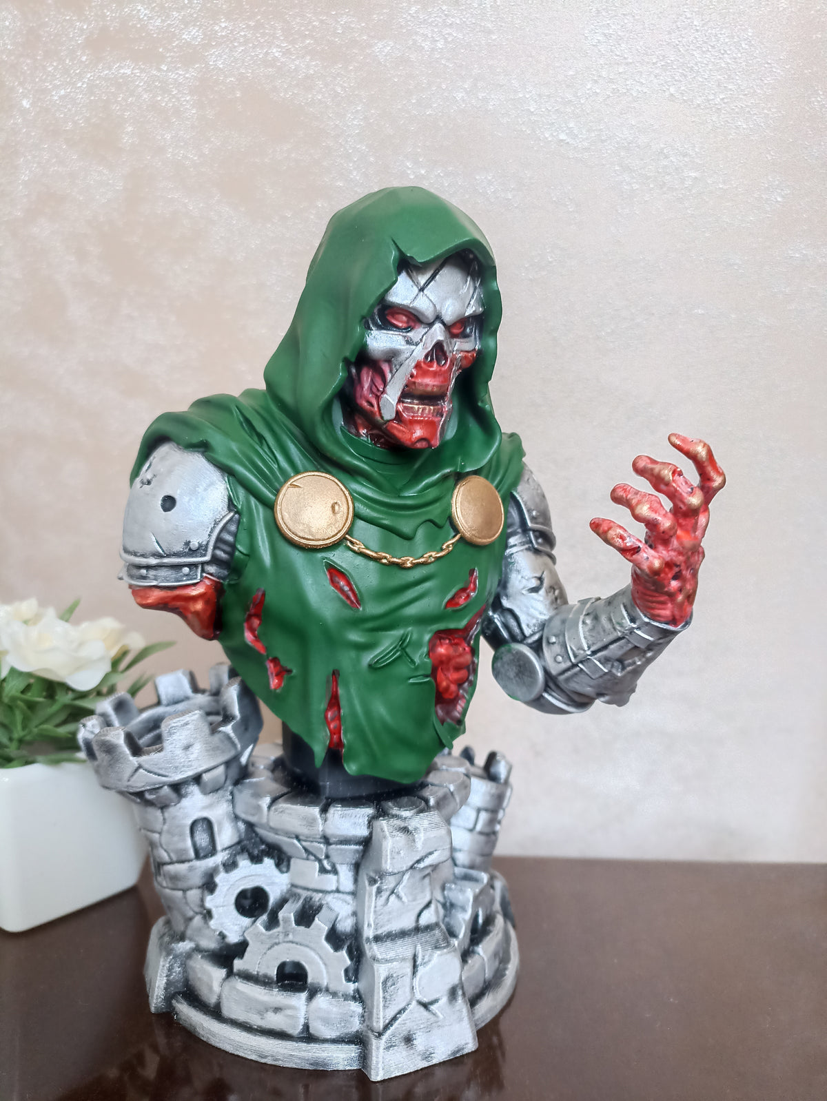 Zombie Dr. Doom Statue, Fan Art Figure