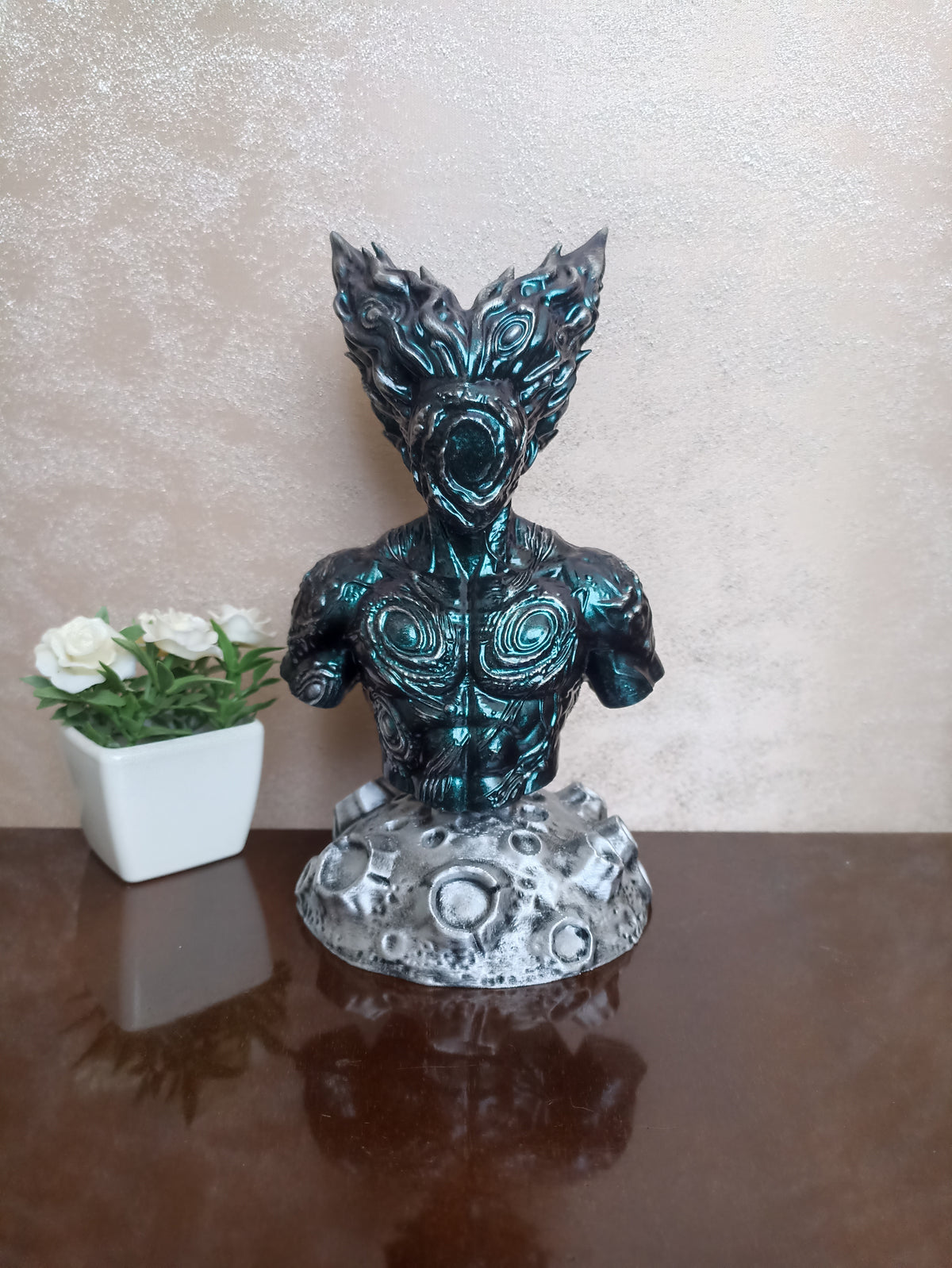 Cosmic Garou Bust