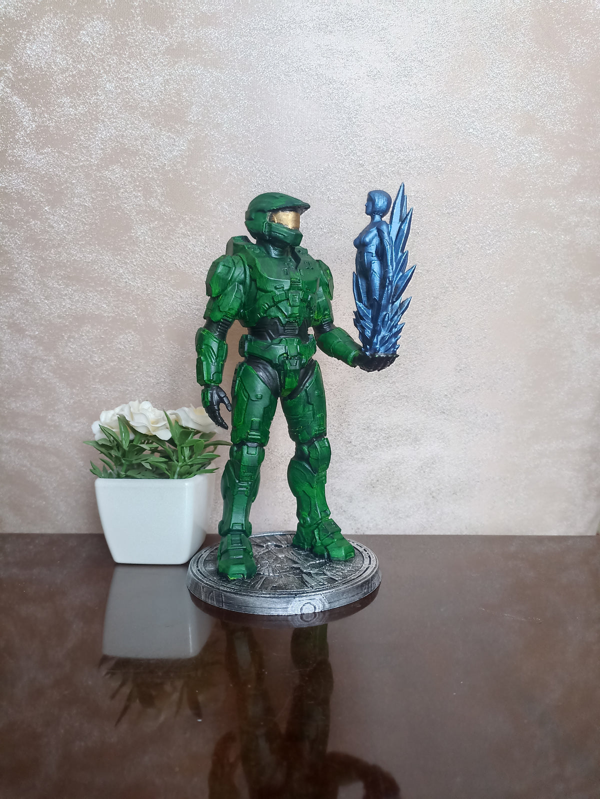 Halo Master Chief Statue