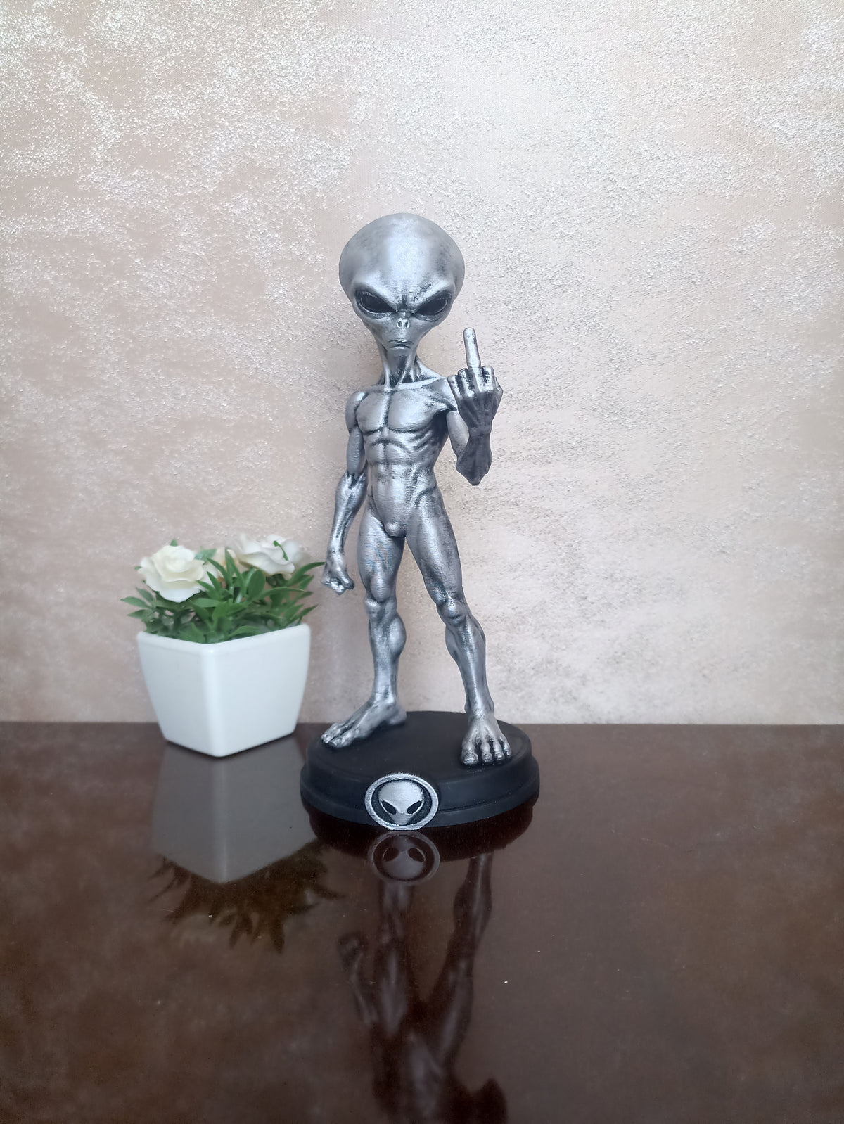 3D Printed Grey Alien Figure: Rebellious Pose