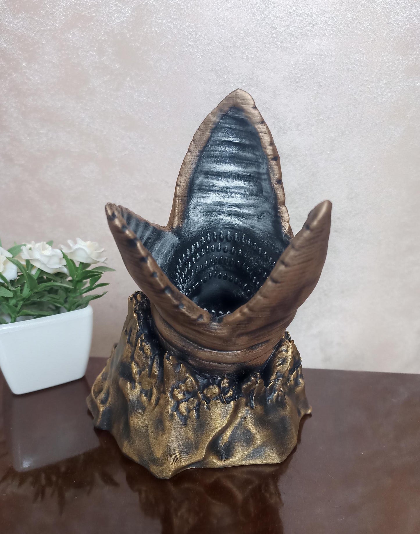 Dune fan art resin desk organizer close-up