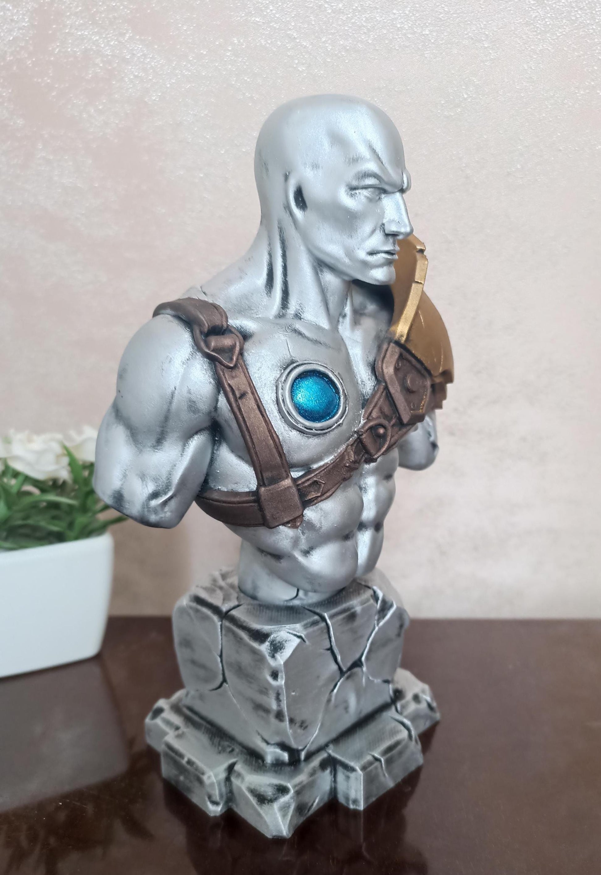 shiny resin Marvel fan art collectible
