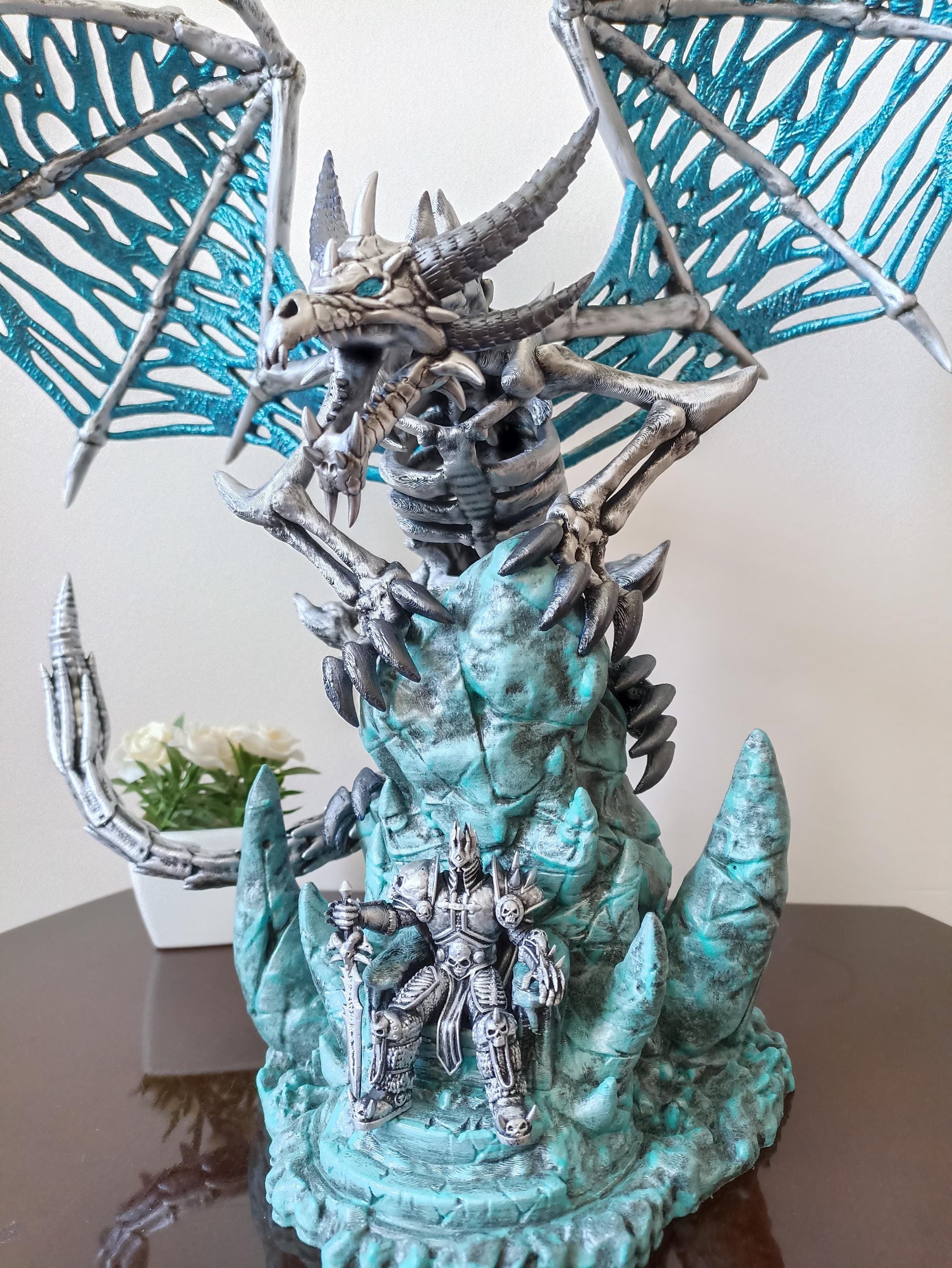 Lich King and Sindragosa Figure, Arthas On Throne