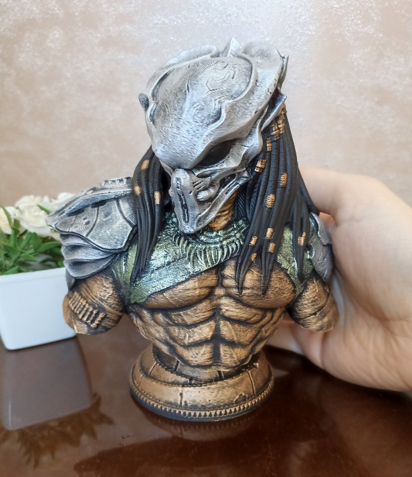 alien hunter resin 3D printed fan art statue