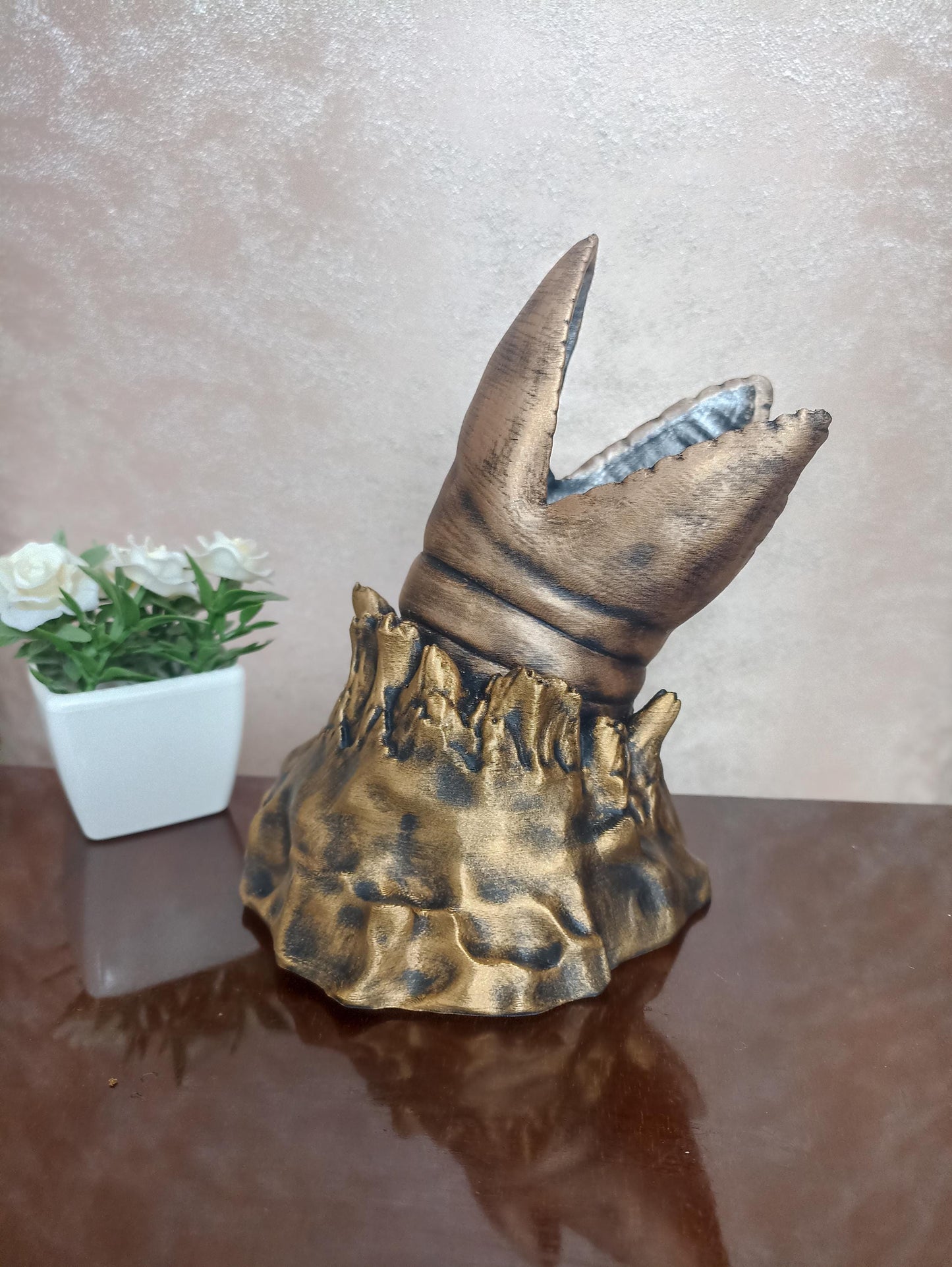Sandworm pencil holder side view, Dune 3D printed desk accessory