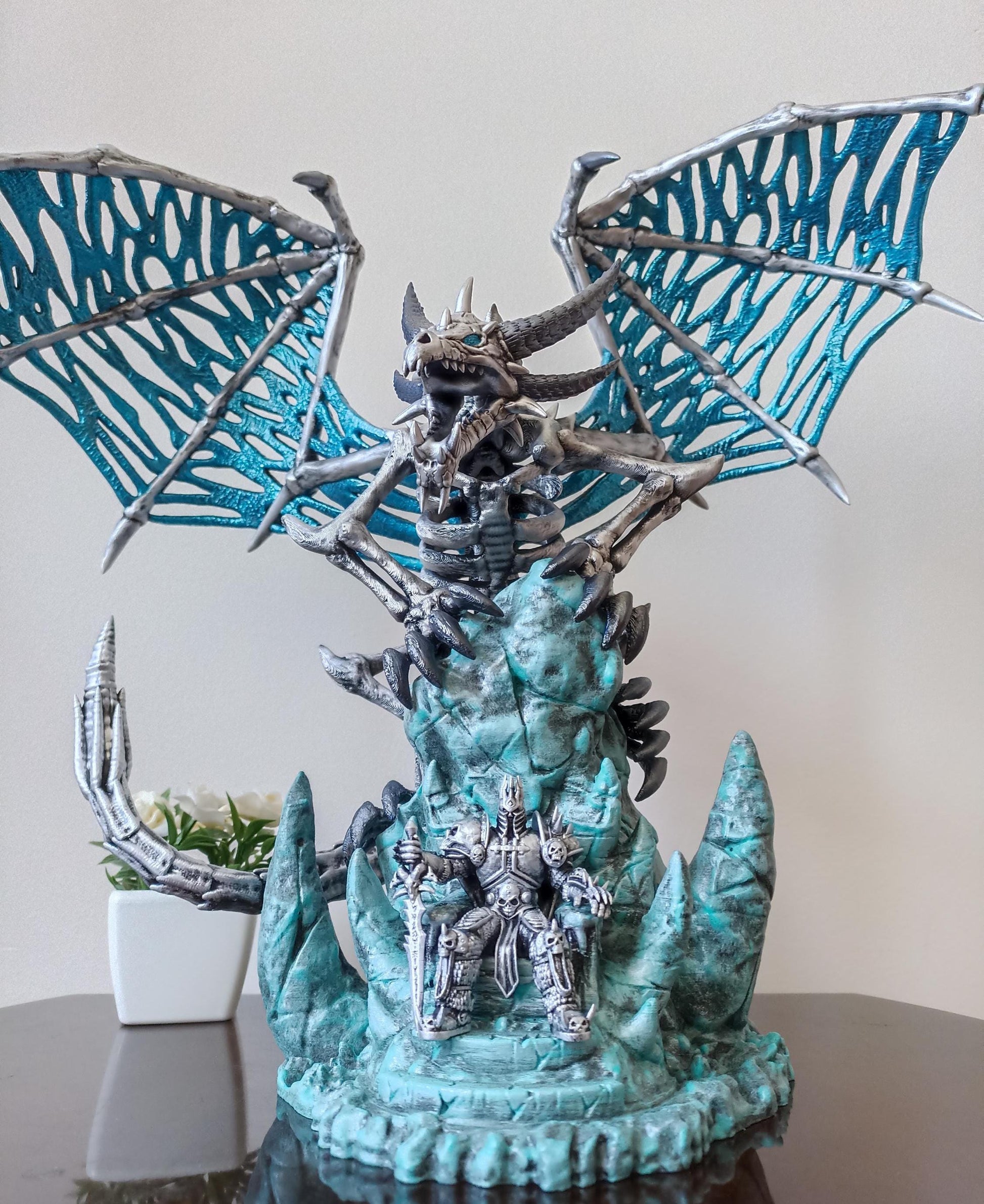Lich King and Sindragosa Figure, Arthas On Throne