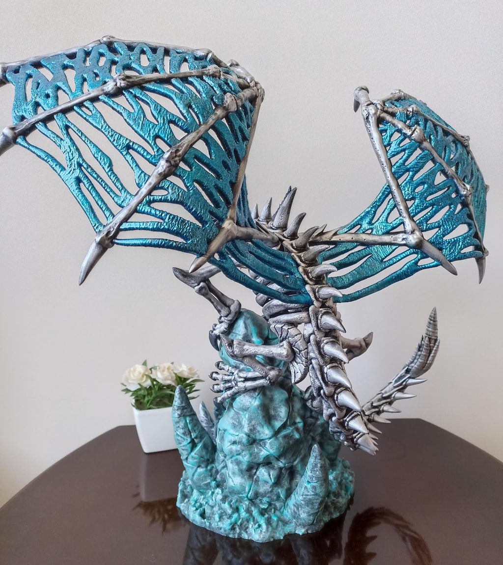 Lich King and Sindragosa Figure, Arthas On Throne