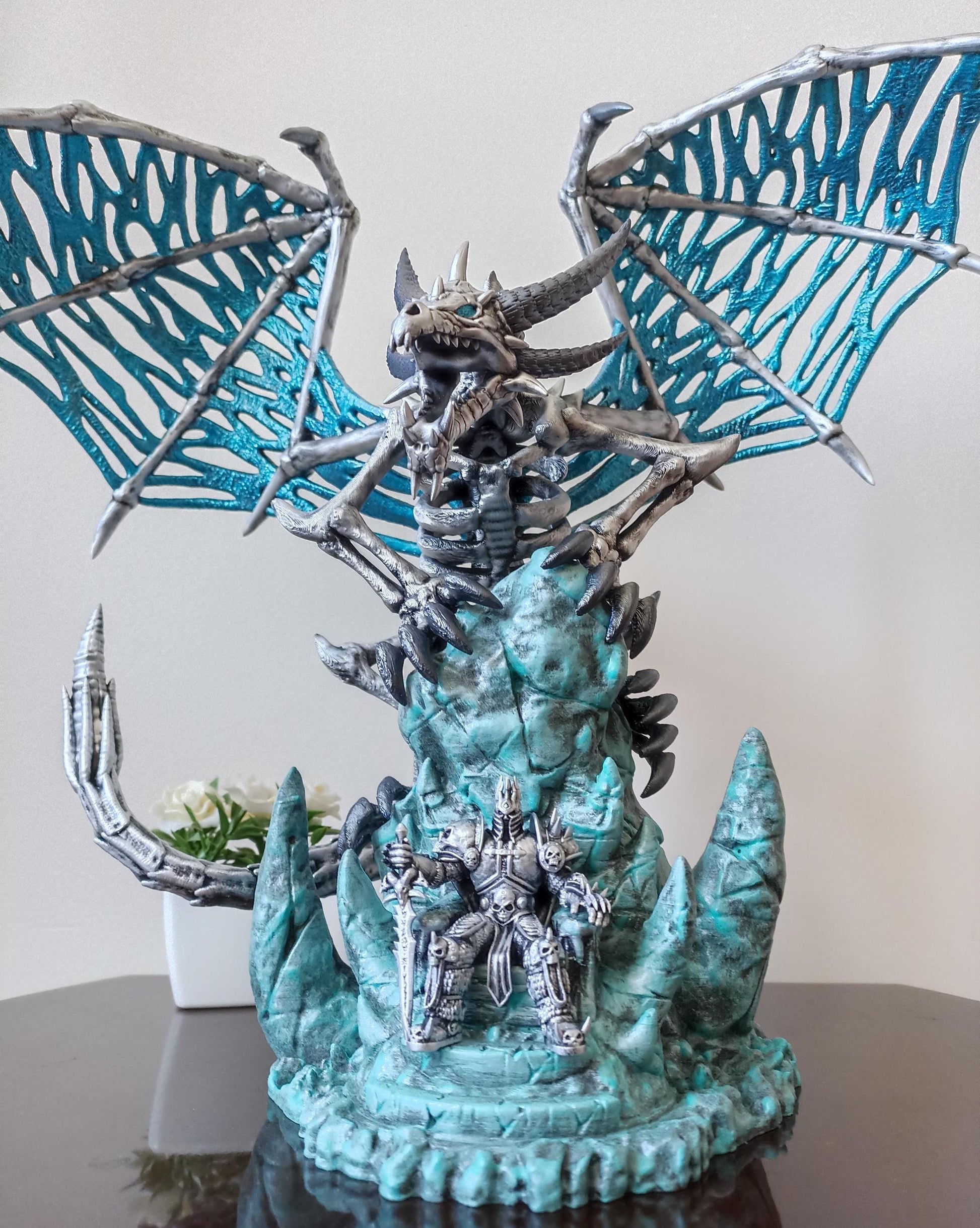 Lich King and Sindragosa Figure, Arthas On Throne