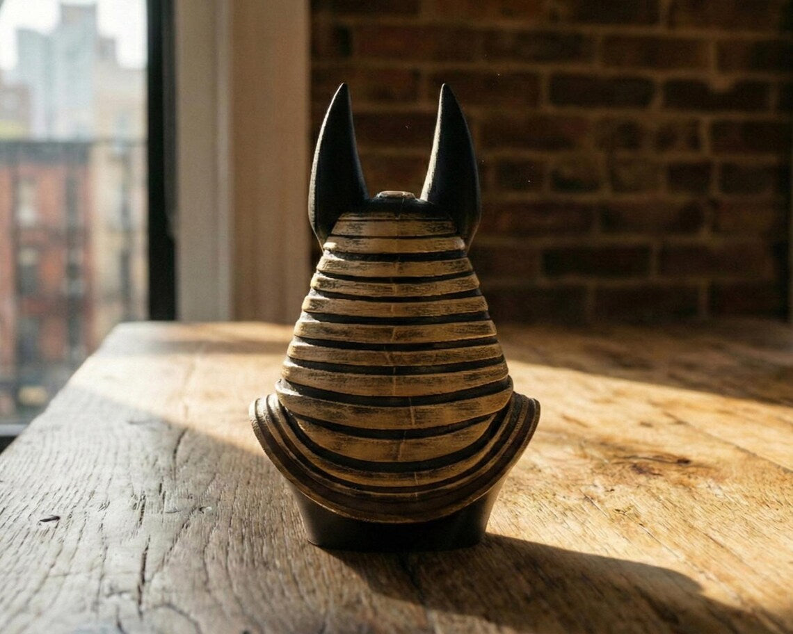 The Jackal Guardian, Anubis Bust